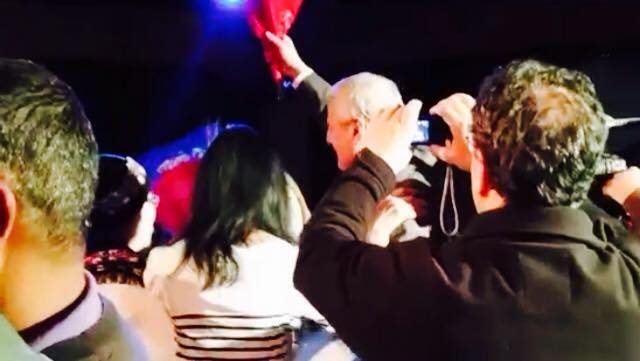 Conférence et vente dédicace du dernier album de Ferhat:  Ambiance festive et retrouvailles du peuple kabyle en marche vers sa liberté