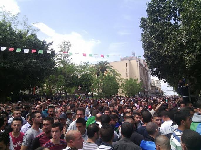 Kabylie / Au moins 100.000 personnes ont répondu à l'appel du MAK (actualisé)