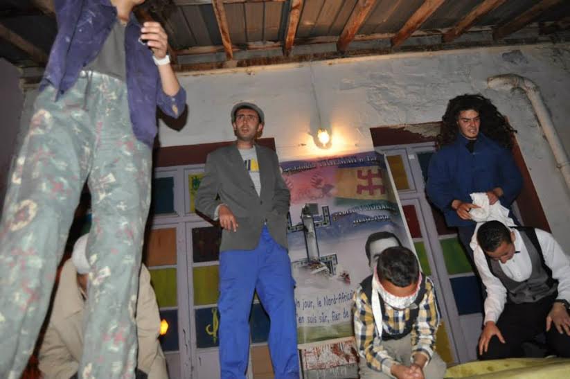 La Troupe théâtrale Tafrara de Tifrit ou le théâtre engagé au service de l’identité kabyle
