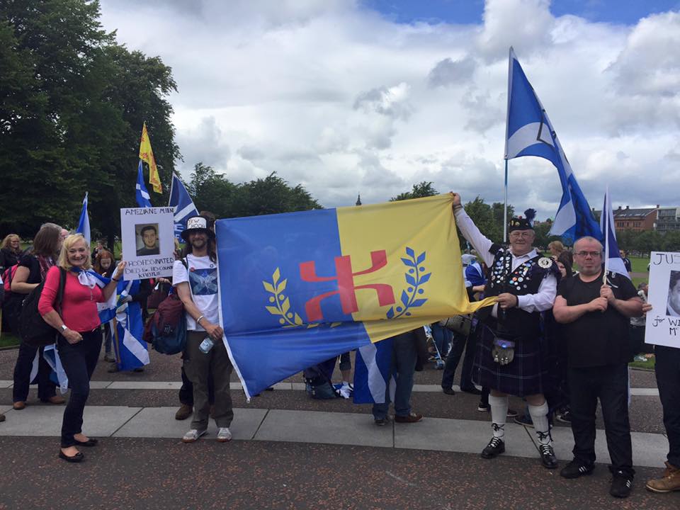 Glasgow : La Kabylie présente à la marche des indépendantistes écossais