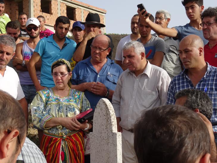 Lever du drapeau national kabyle à Ait Issad: Un événement historique