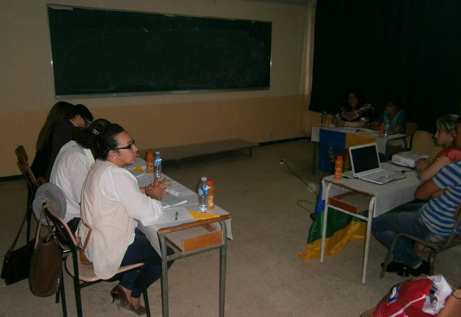 Mémoire de master présenté avec le drapeau kabyle et le drapeau amazigh (PH/DR)