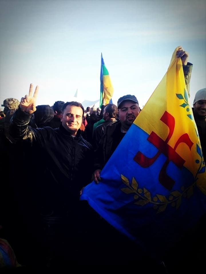 Hocine Ait-Ahmed : Des funérailles populaires malgré la récupération de la "police politique" algérienne