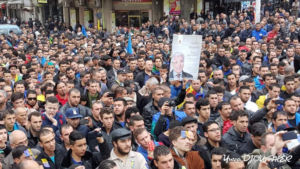 Conseil Universitaire du MAK deTizi-Ouzou "salue le courage et la maturité politique des militants kabyles"