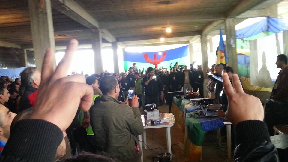 Malgré les barrages, les arrestations et les passages à tabac, le 3è congrès du MAK se déroule comme prévu à At Zellal