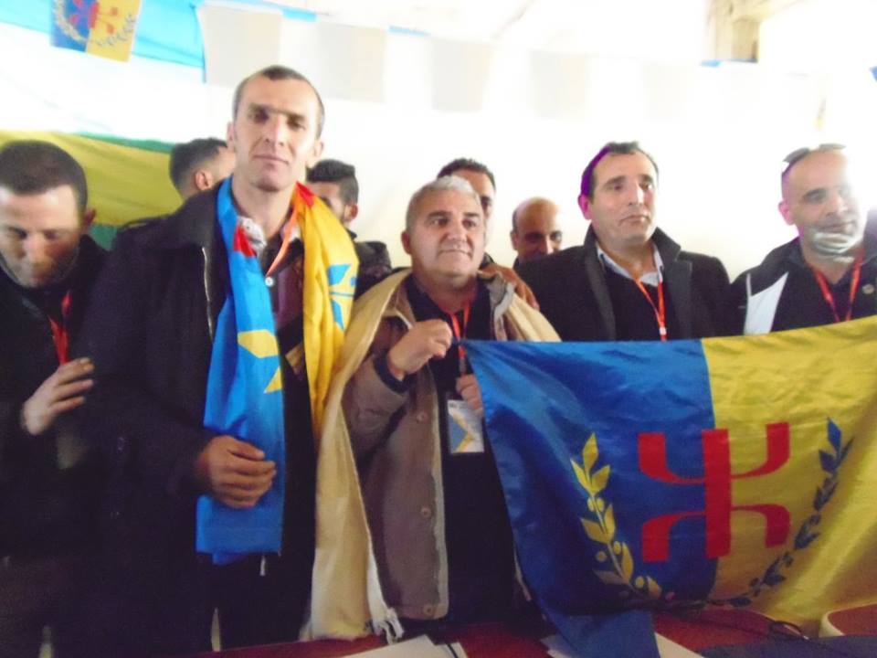 Le 3ème Congrès du MAK réélit Bouaziz Aït-Chebib et Ferhat Mehenni : « on ne change pas une équipe qui gagne !»