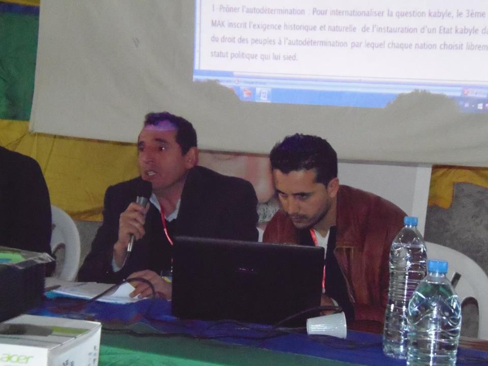 Le 3ème Congrès du MAK réélit Bouaziz Aït-Chebib et Ferhat Mehenni : « on ne change pas une équipe qui gagne !»