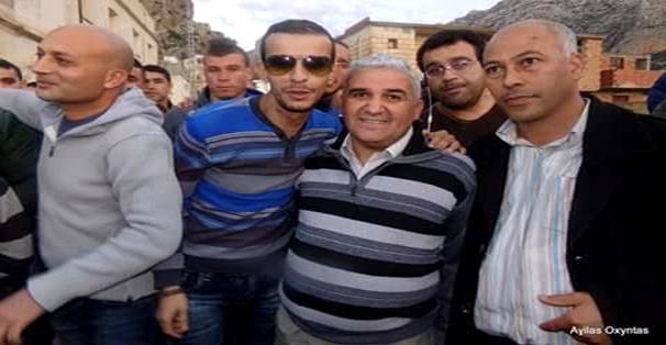 Hamiche lors d'un meeting avec le président du MAK et Hocine Azem (PH/DR)