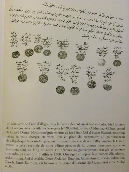 20 Avril à Tuvirett : Le pouvoir algérien a jugé "utile" de protéger la statue de l'émir Abdelkader