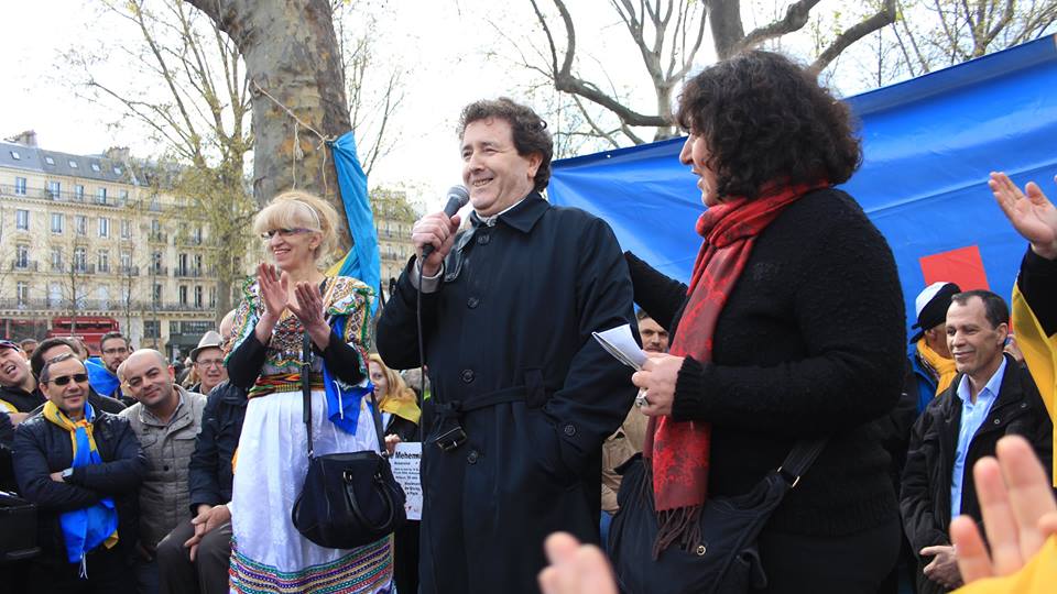 Hamid Salmi, psychothérapeute et militant kabyle, lors de la marche pour la Kabylie du 17 avril 2016 à Paris (PH/DR)
