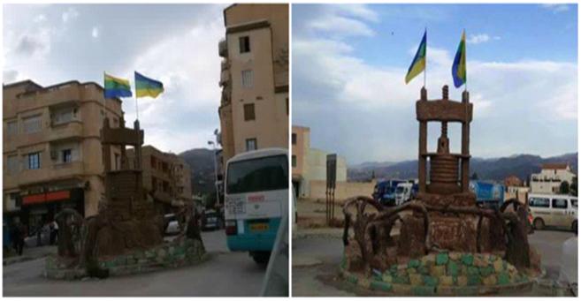 Les deux drapeaux hissés à Tazmalt (PH/DR)
