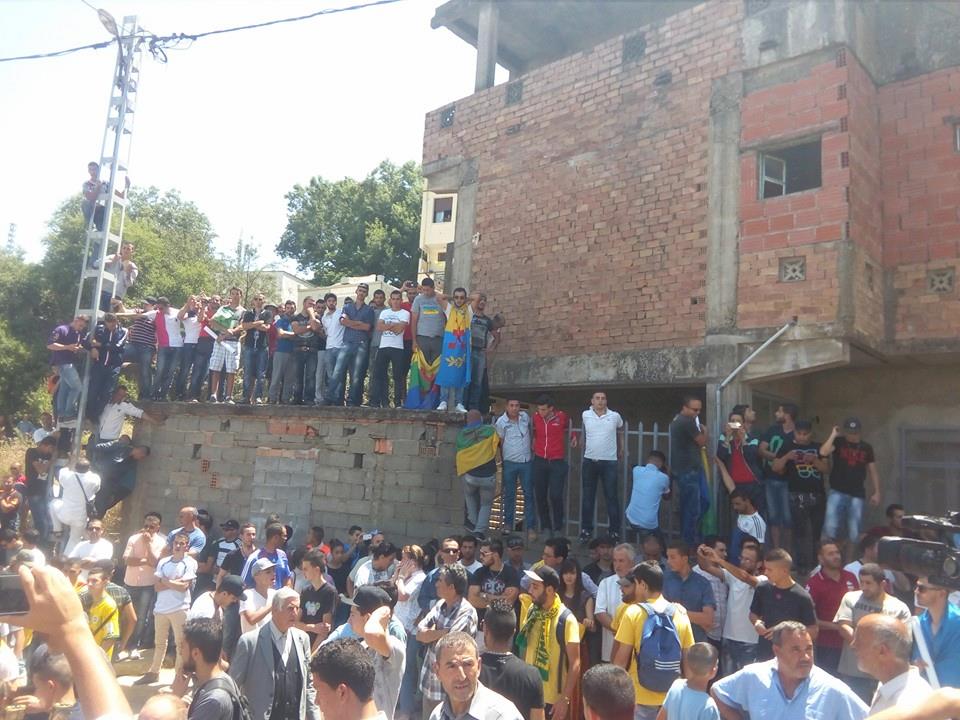 MAK & Anavad : 18è commémoration de l'assassinat de Lounès Matoub à Tawrirt Musa