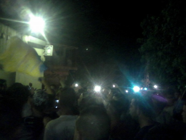 Répression coloniale / Marche et rassemblement en cours devant le commissariat de Mekla (Actualisé _ Vidéo)