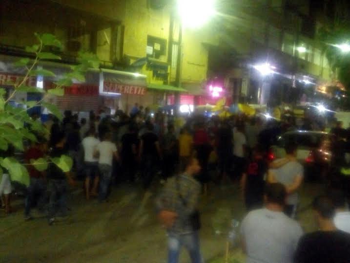 Répression coloniale / Marche et rassemblement en cours devant le commissariat de Mekla (Actualisé _ Vidéo)