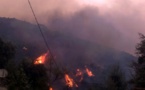 At Dwala  / Un immense feu ravage les environs du village de Tagemmunt Ukerruc
