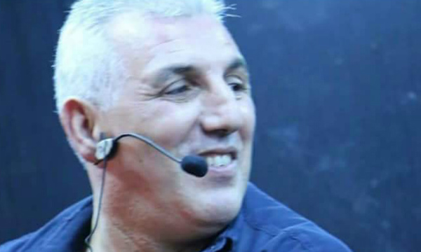 Le comédien Amar Colombo interpellé à l'aéroport d'Alger