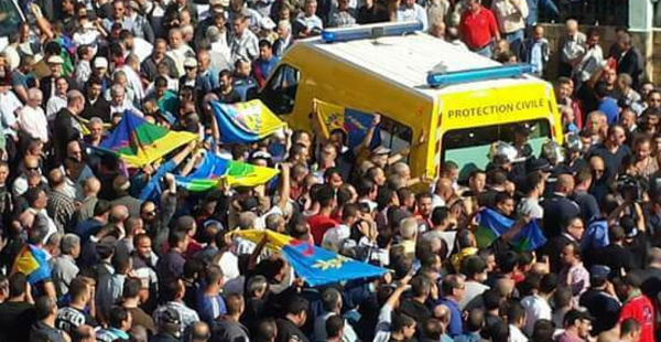 Photos et vidéos de l'enterrement de Kheloui Lounes