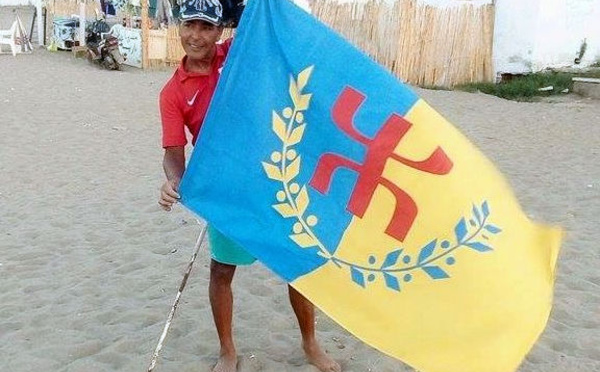 Alerte : Un militant du MAK de Tichy passe sa 2e nuit dans un commissariat colonial pour son appartenance au MAK