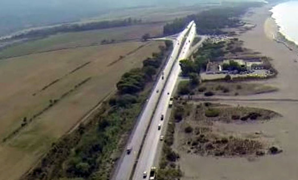 Les deux voies reliant Vgayet avec Jijel et Sétif, sont bloquées à Souk El Tenine