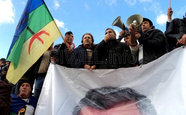 Une marche du MAK à Akbou pour le 28 février