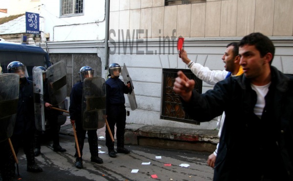 Le gouvernement algérien interdit la marche du 12 février