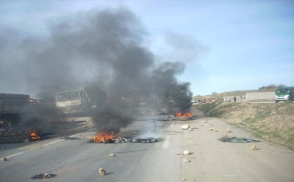 Chorfa : les émeutiers exigent le départ de la gendarmerie