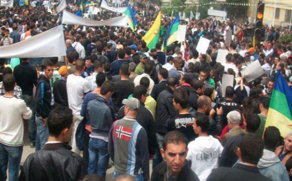 20 avril 2011 : le MAK exigera un réferendum pour l'autonomie de la Kabylie