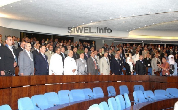Algérie : 29 députés appellent à la révision de la loi électorale