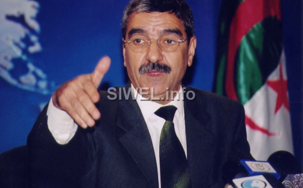 Le RCD accuse Bouteflika de vouloir gagner du temps à travers les réformes annoncées