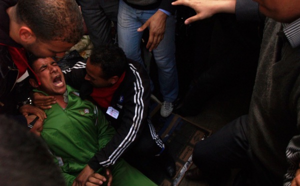 Algérie : un enseignant contractuel tente de s'immoler par le feu devant le siège de la présidence