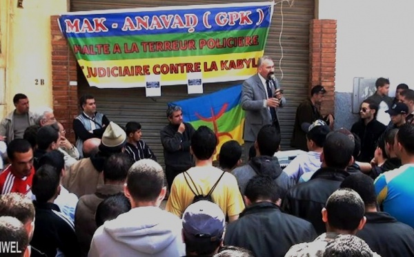 Meeting du MAK à Sidi-Aïch : « la guéguerre au sommet de l'Etat ne nous concerne pas »