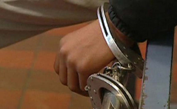 Débit d'alcool clandestin et réseau de prostitution démantelés à Tizi-Ouzou