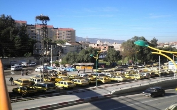 Tizi-Ouzou : cacophonie à la gare routière et augmentation des prix