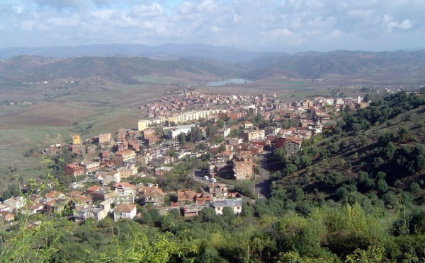 Boghni : des acquéreurs des logements LSP ferment l'antenne de l'agence foncière