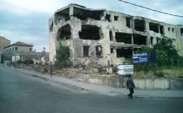 Les  villages de Talaazizt et Tighilt Oukarouche s’opposent à la construction d’une brigade de gendarmerie à M’kira