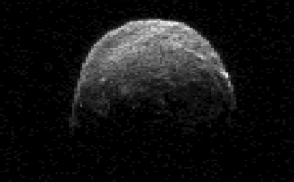 L'astéroïde 2005 YU55 vient de « frôler » la Terre ce soir
