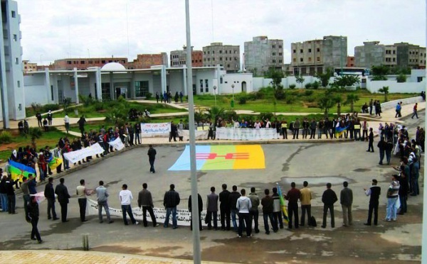 Les diplômés en tamazight protestent à Oujda