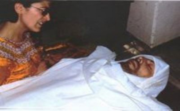 Matoub Lounes tué à bout portant à l’extérieur de sa voiture selon des experts français