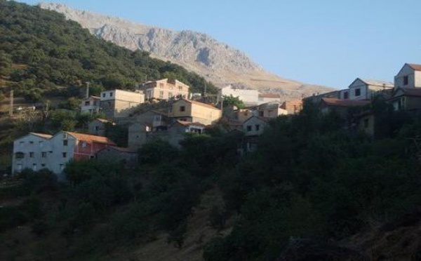 L’APC d’Aït Zikki fermée par les habitants du village Mansoura