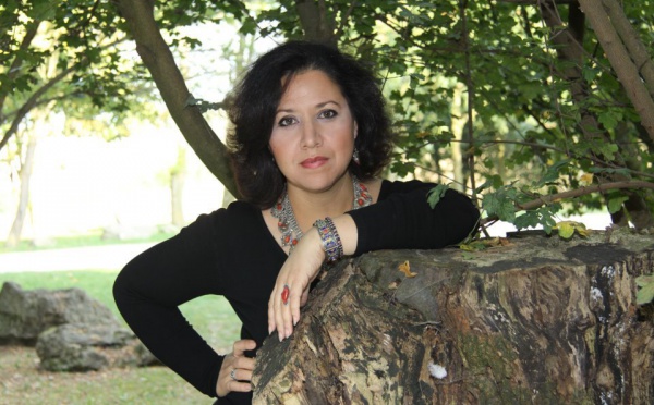 Sortie de Ideddicen, 1er album solo de Tenna Ibtissam 