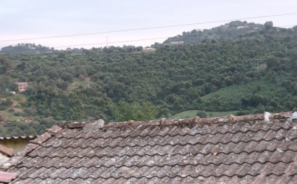 Les habitants d'Ath Atella ferment la mairie