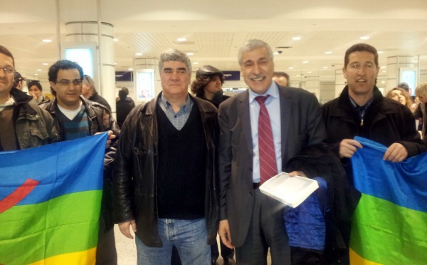 Arrivée de Ferhat Mehenni en visite à Montréal pour une semaine