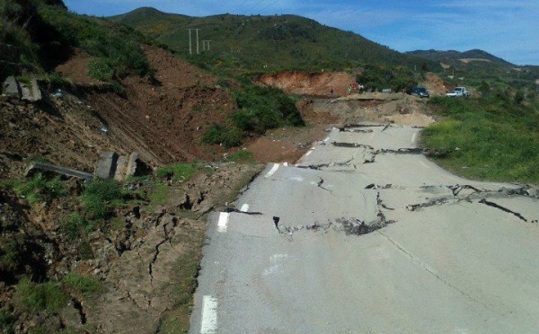 La RN 24 coupée à la circulation à Tighremt
