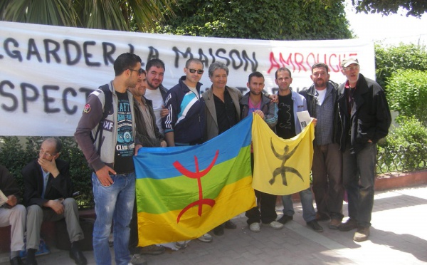 Rassemblement contre la démolition de l'habitation des Amrouche