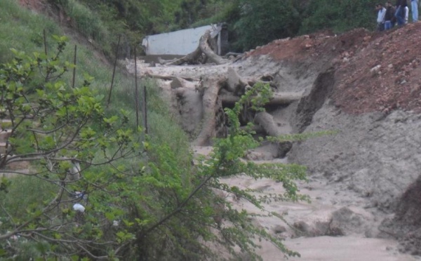 Illilten : l'éboulement atteint la commune et la population dénonce l'absence de l'Etat