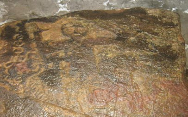 Semaoun : rencontre autour de la stèle libyque d'Azaghar