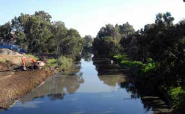 Daewoo Engineering &amp; Construction a gagné un contrat pour nettoyer le fleuve El Harrach