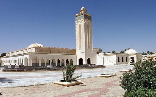 Algérie : un colloque national sur Okba Bnou Nafaâ à Biskra