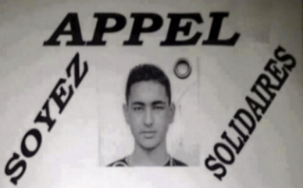 Kidnappings en Kabylie : des centaines de personnes à Azeffoun pour exiger la libération d'Aghilès Hadjou