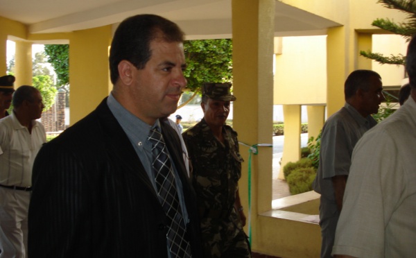 8 Mars 2013: Hold-up sur Fadhma N Summer. Le catalyseur de toutes les impostures, Ould Ali Lhadi, défraie la chronique.